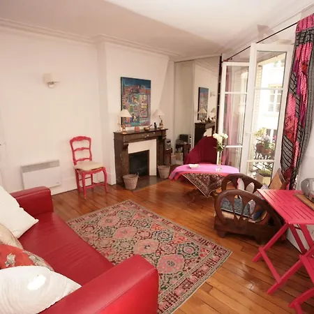 Cozy Parisian 1 Bedroom 파리