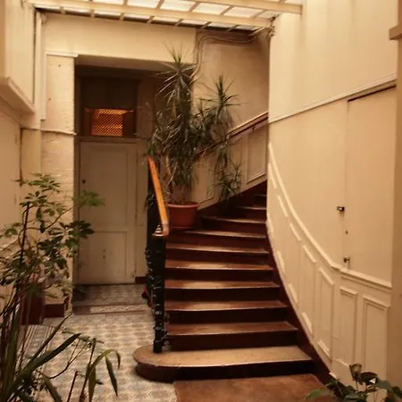 아파트 Cozy Parisian 1 Bedroom *